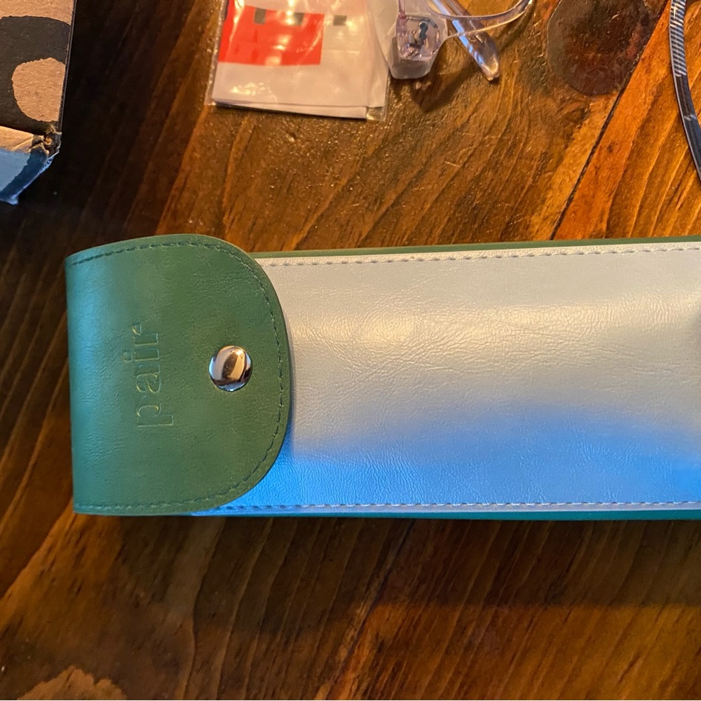 Pair Eyewear brand Kirby and Jessie Clear frames and 2 (non pair brand) toppers. - Picture 4 of 6